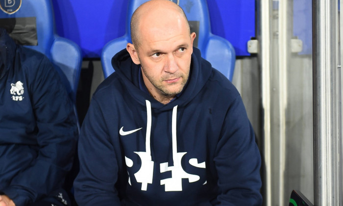 Coach Viktors Morozs of Rigas Skola during the UEFA Conference League group A match between Basaksehir and Rigas Skola