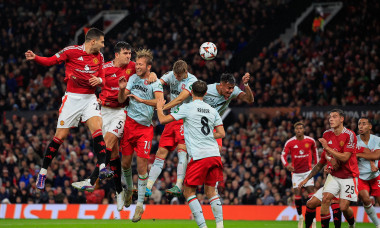 Manchester United, ManU v FC Twente Europa League 25/09/2024. Harry Maguire (5) of Manchester United heads the ball goal