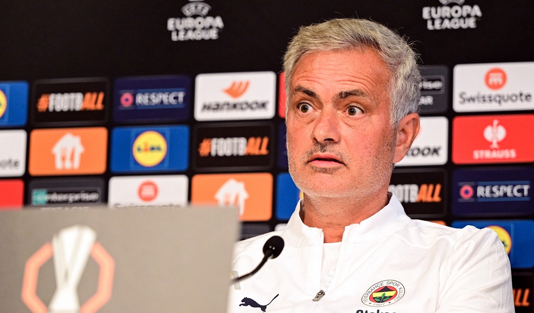 ”Ați văzut asta cu The Crying One?”. Jose Mourinho a fost oprit de un jurnalist. Ce a urmat a devenit viral