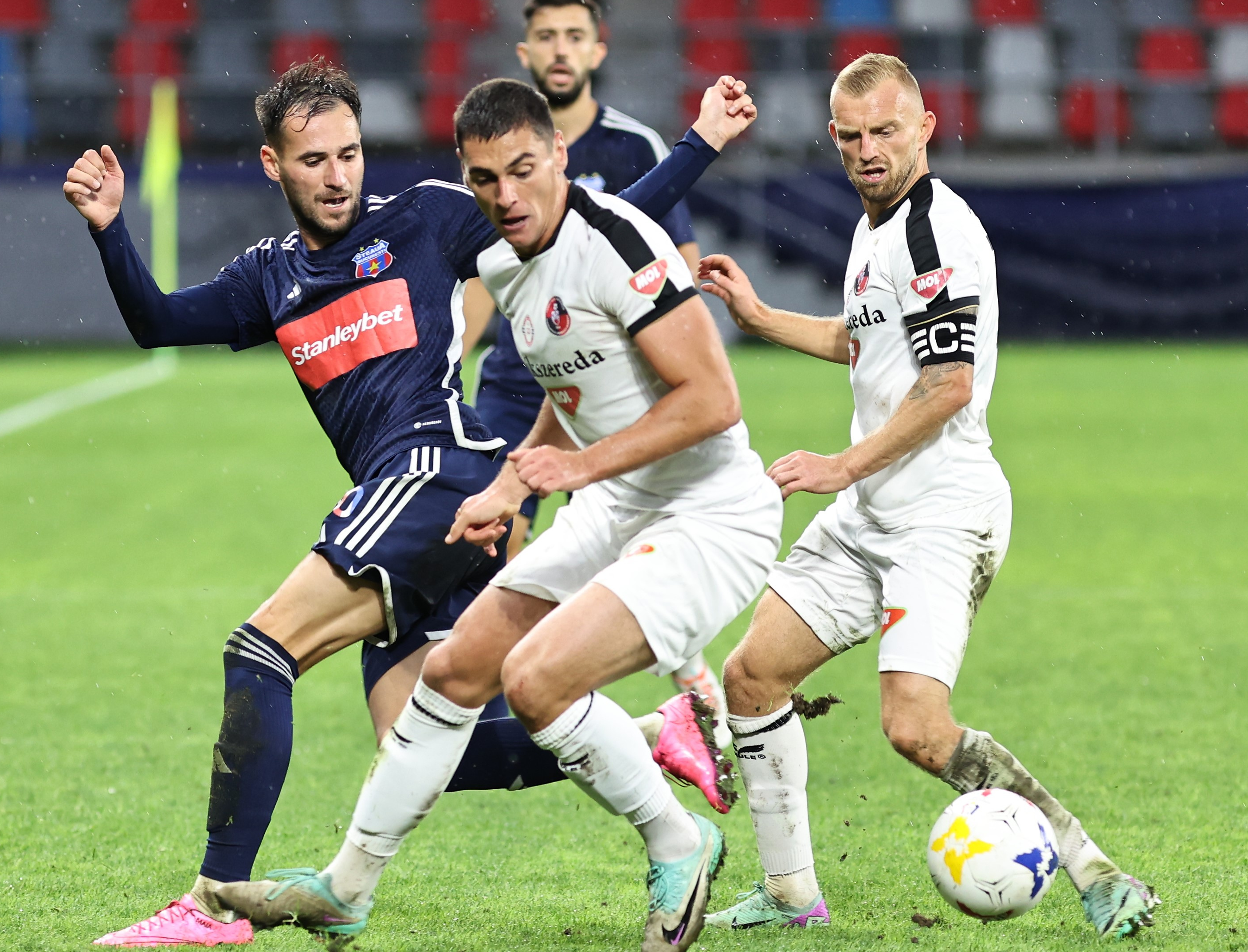 Steaua - Csikszereda Miercurea Ciuc 0-0. Remiză ”albă” în Ghencea. Primul pas greșit pentru ”Ciucani” în acest sezon