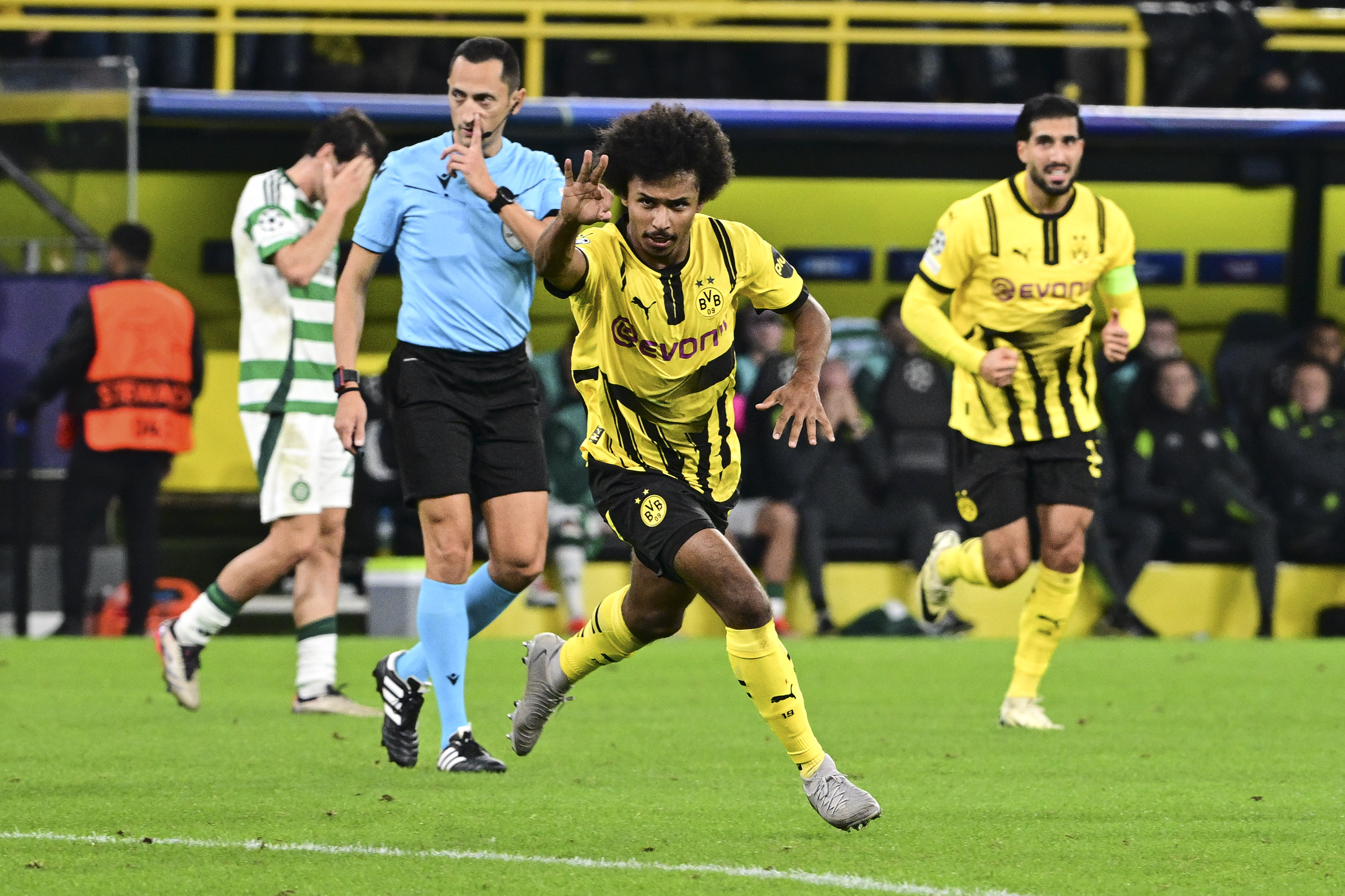 Recordul stabilit de Karim Adeyemi, după hattrick-ul marcat în Borussia - Celtic 7-1