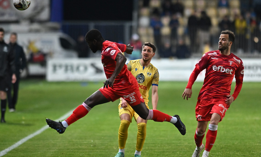 FOTBAL:PETROLUL PLOIESTI-UTA ARAD, PLAY OUT SUPERLIGA SUPERBET (22.04.2024)