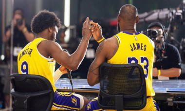 El Segundo, USA. 30th Sep, 2024. Basketball, NBA, Media Day, Los Angeles Lakers: LeBron James (r) and his son Bronny James answer questions during an interview. Credit: Maximilian Haupt/dpa/Alamy Live News