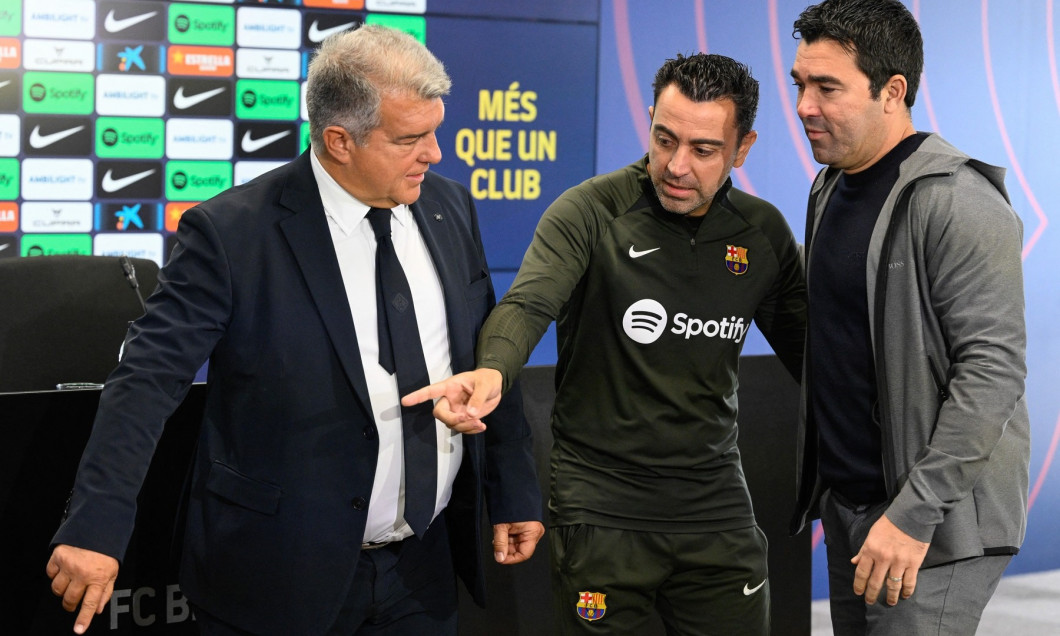 Joan Laporta - Xavi press conference in Sant Joan Despi