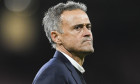 LONDON, ENGLAND - OCTOBER 1: PSG Head Coach Luis Enrique MartĂ­nez GarcĂ­a looks very dissapointed after his team s defeat