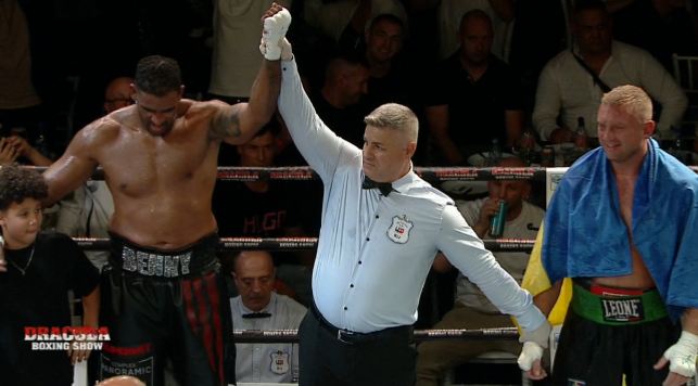 Victorie pentru Benjamin Adegbuyi, în Dracula Boxing Show