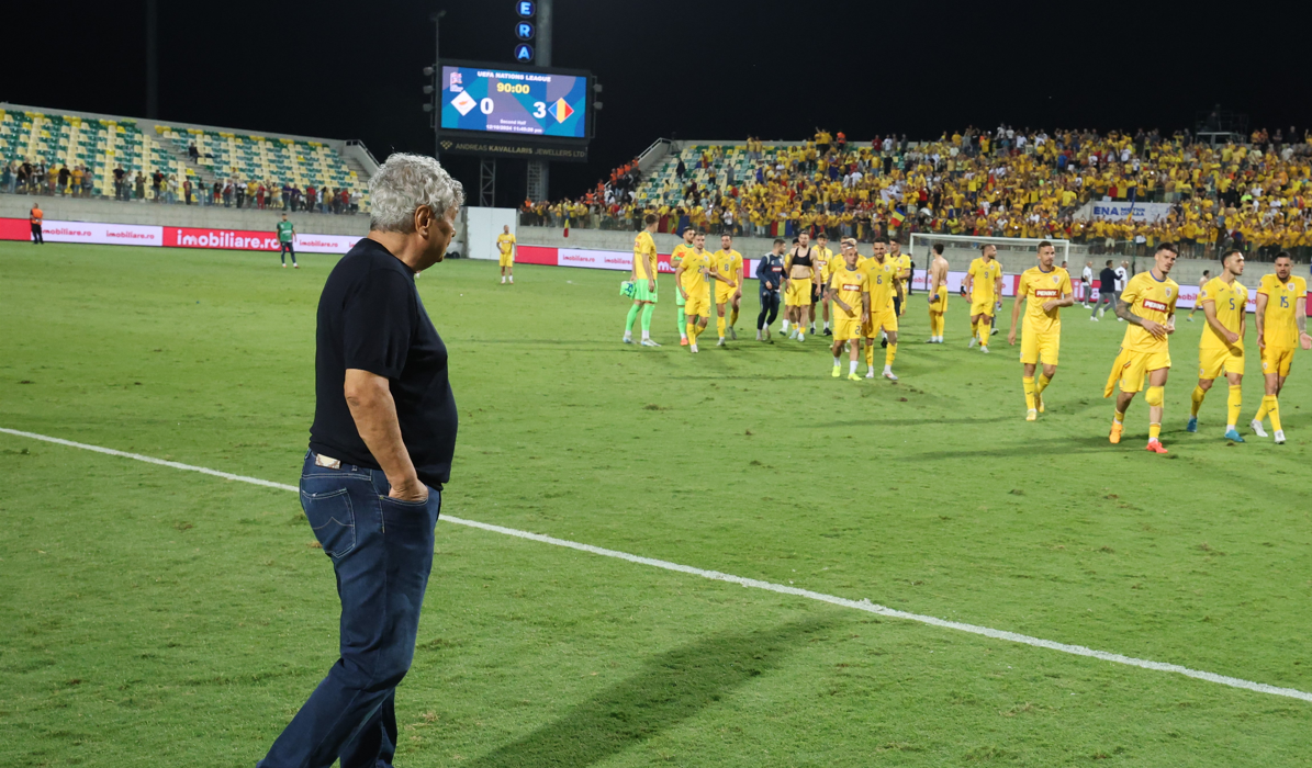 OUT! Mircea Lucescu a stabilit lotul României pentru meciul cu Lituania