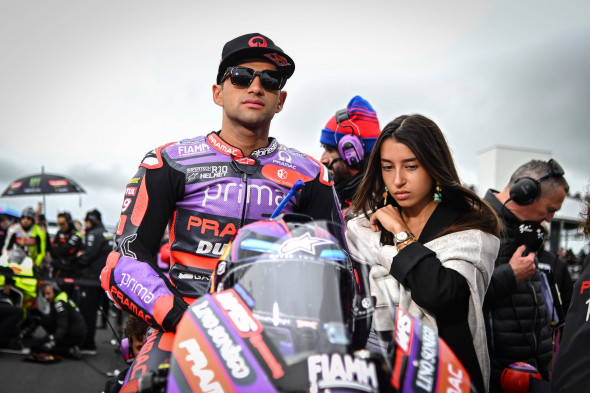 MARTIN Jorge (spa), Prima Pramac Racing, Ducati Desmosedici GP24, portrait, starting grid, grille de dĂ©part during the 2