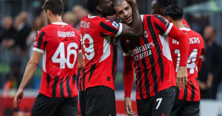 AC Milan vs US Lecce - Serie A 2024/25 - 27/09/2024 Alvaro Morata of AC Milan celebrates with his teammates after scorin