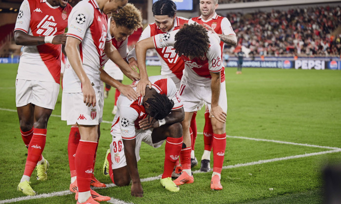 Joy of Forward EMBOLO Breel (AS Monaco) and his teammates after goal. AS Monaco vs Red Star Belgrade - Crvena Zvezda - U