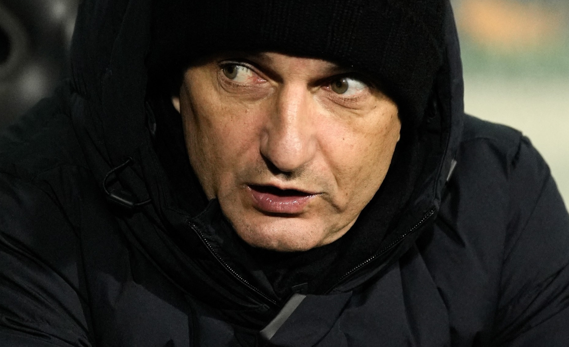 PAOK a trimis hârtiile, după ce Răzvan Lucescu a fost suspendat în Grecia