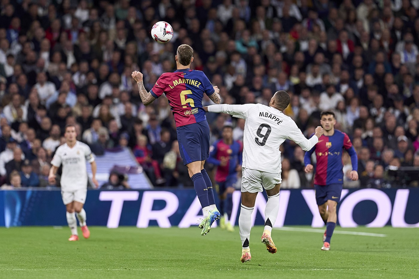 Real Madrid - Barcelona 0-0, ACUM, în direct la DGS 1. El Clasico ”de foc” pe Santiago Bernabeu! Gol anulat pentru Mbappe