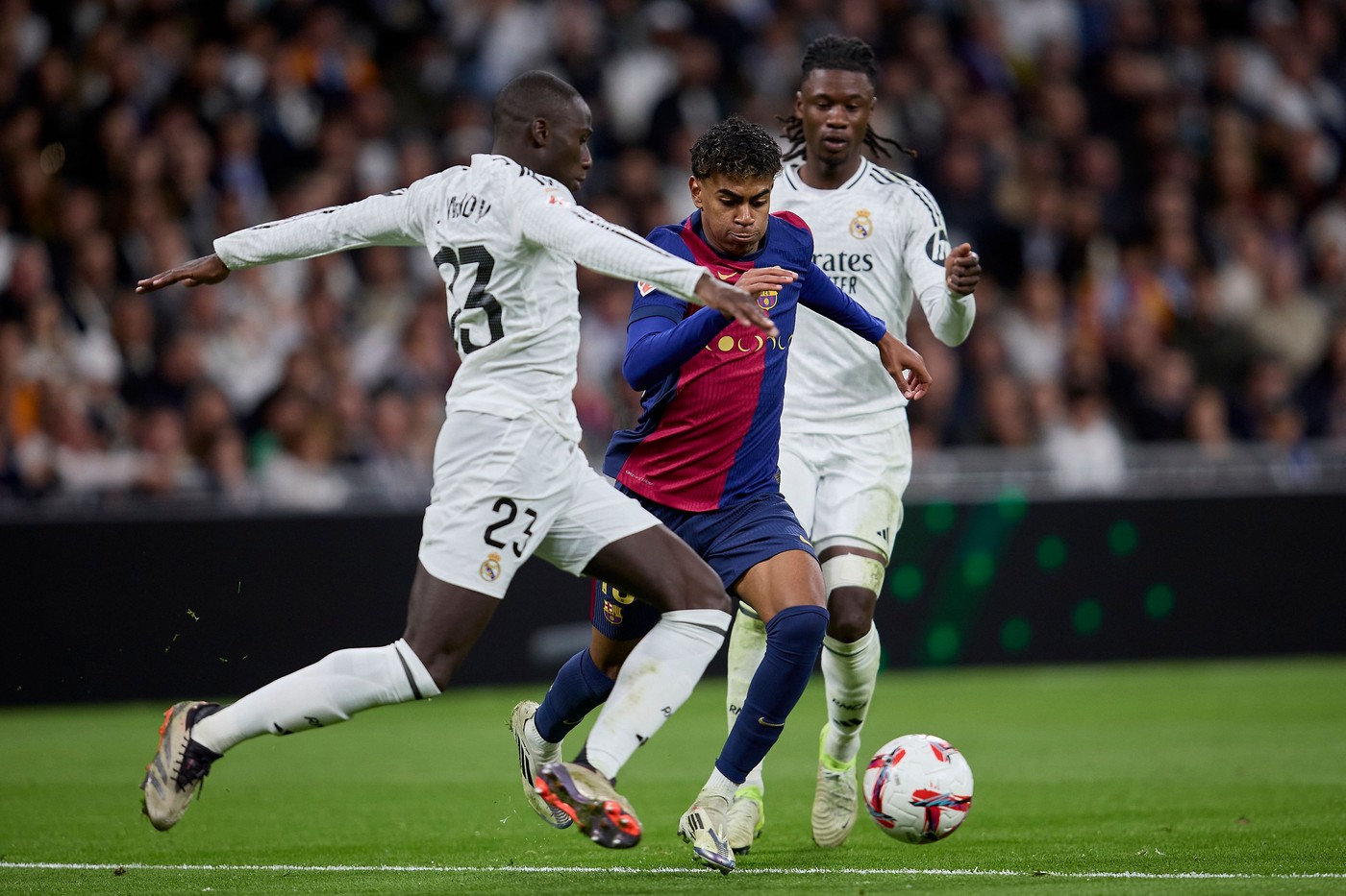 Presa din Spania s-a întrecut în titluri, după Real Madrid – Barcelona 0-4: ”De neuitat”