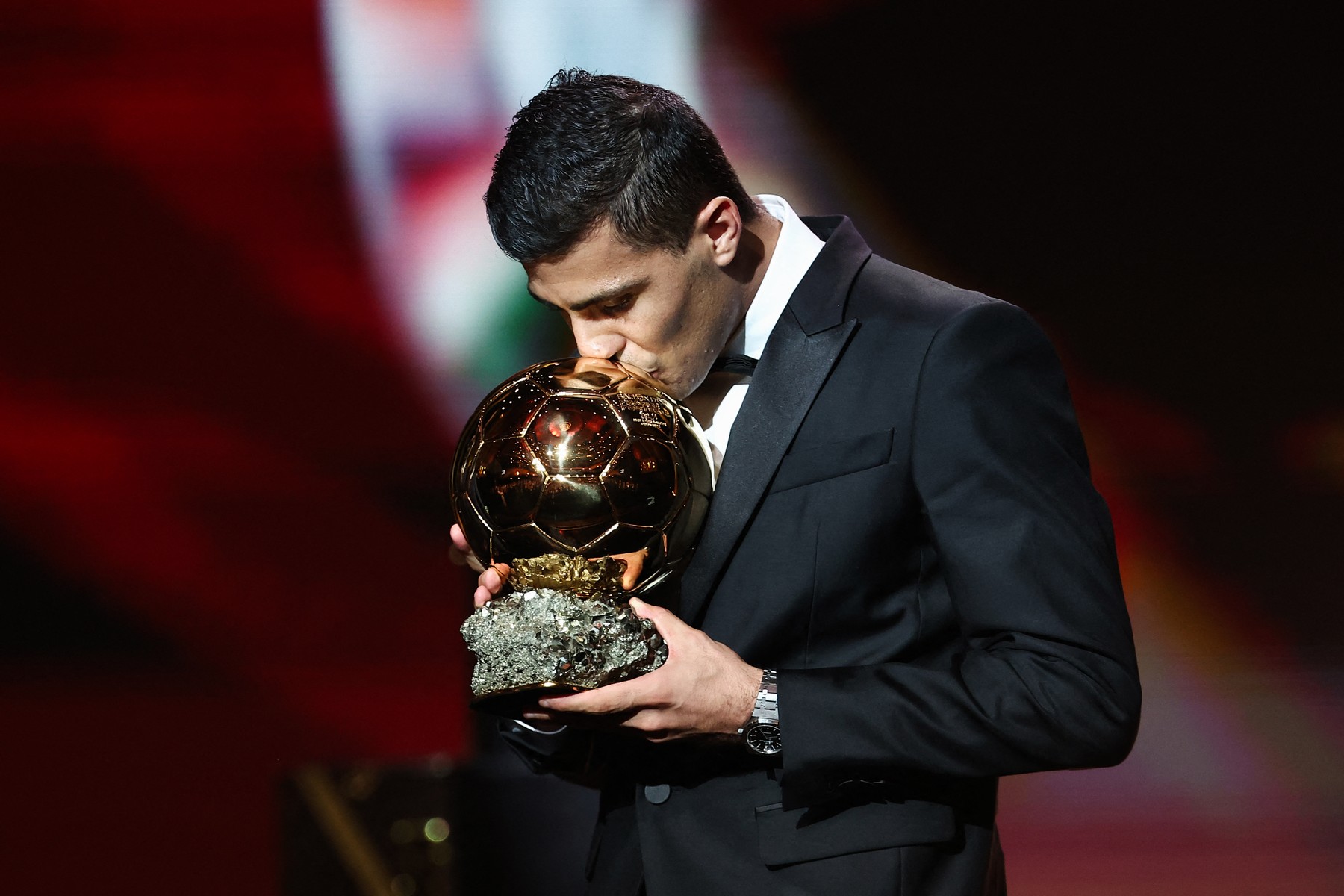 Rodri, gata să revină! Când ar putea juca din nou ”Balonul de Aur”