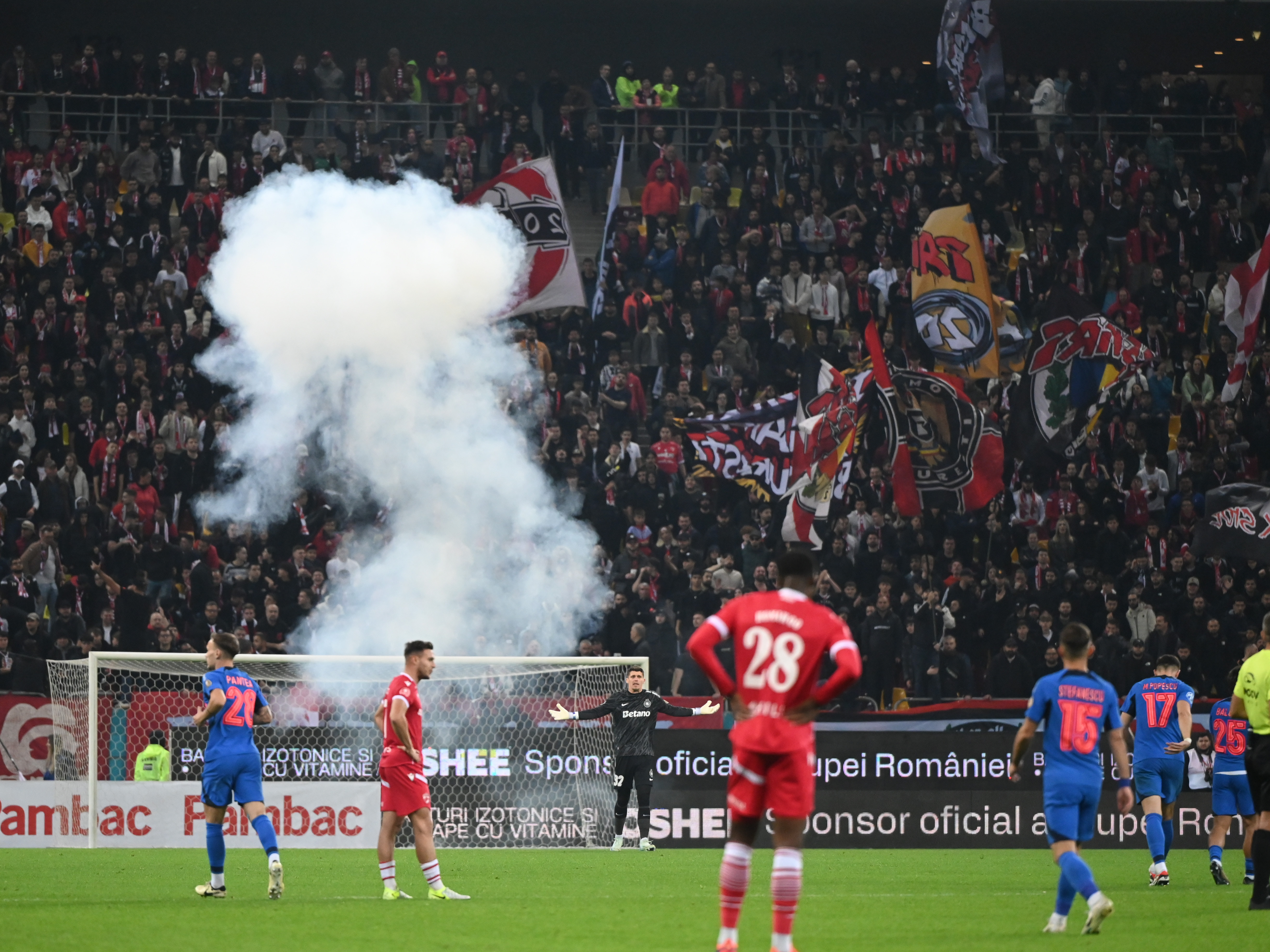 Topul spectatorilor din SuperLiga României: FCSB e abia pe 4