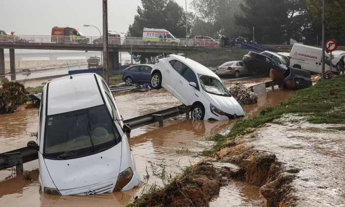 At Least 62 Dead After Floods - Spain