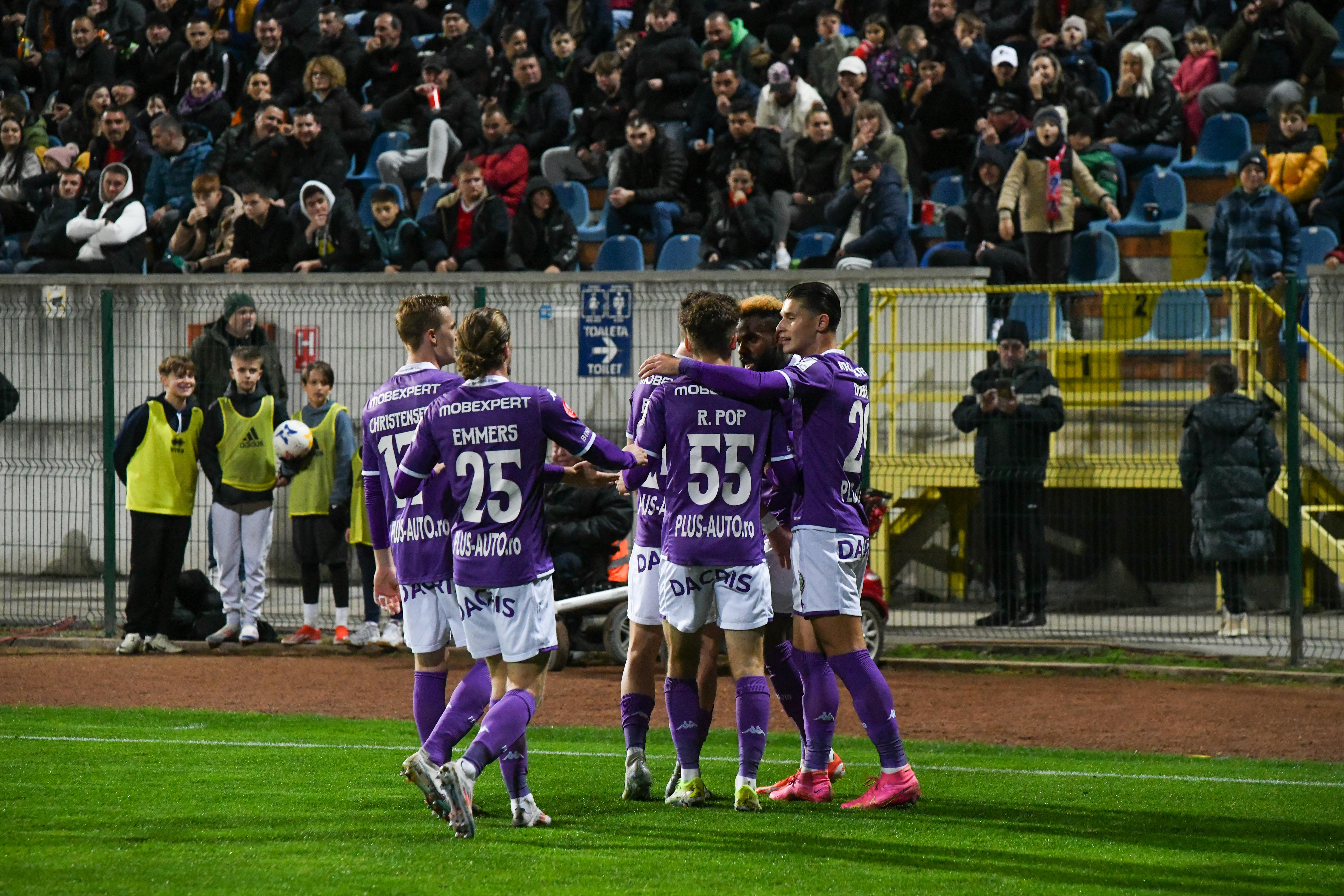 FC Botoșani - Rapid 0-2. Echipa lui Marius Șumudică începe cu dreptul aventura din Cupa României