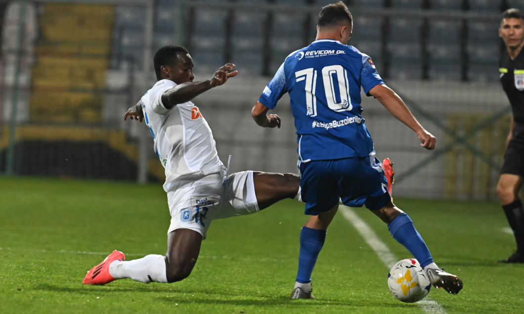 FOTBAL:METALUL BUZAU-UNIVERSITATEA CRAIOVA, CUPA ROMANIEI (31.10.2024)