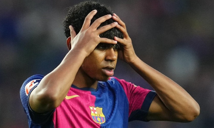 Barcelona, Spain. 03rd Nov, 2024. Lamine Yamal of FC Barcelona during the La Liga EA Sports match between FC Barcelona and RCD Espanyol played at Lluis Companys Stadium on November 3, 2024 in Barcelona, Spain. (Photo by Bagu Blanco/Pressinphoto) Credit: P