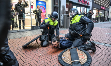 Dozens arrested at Dam Square in banned demonstration