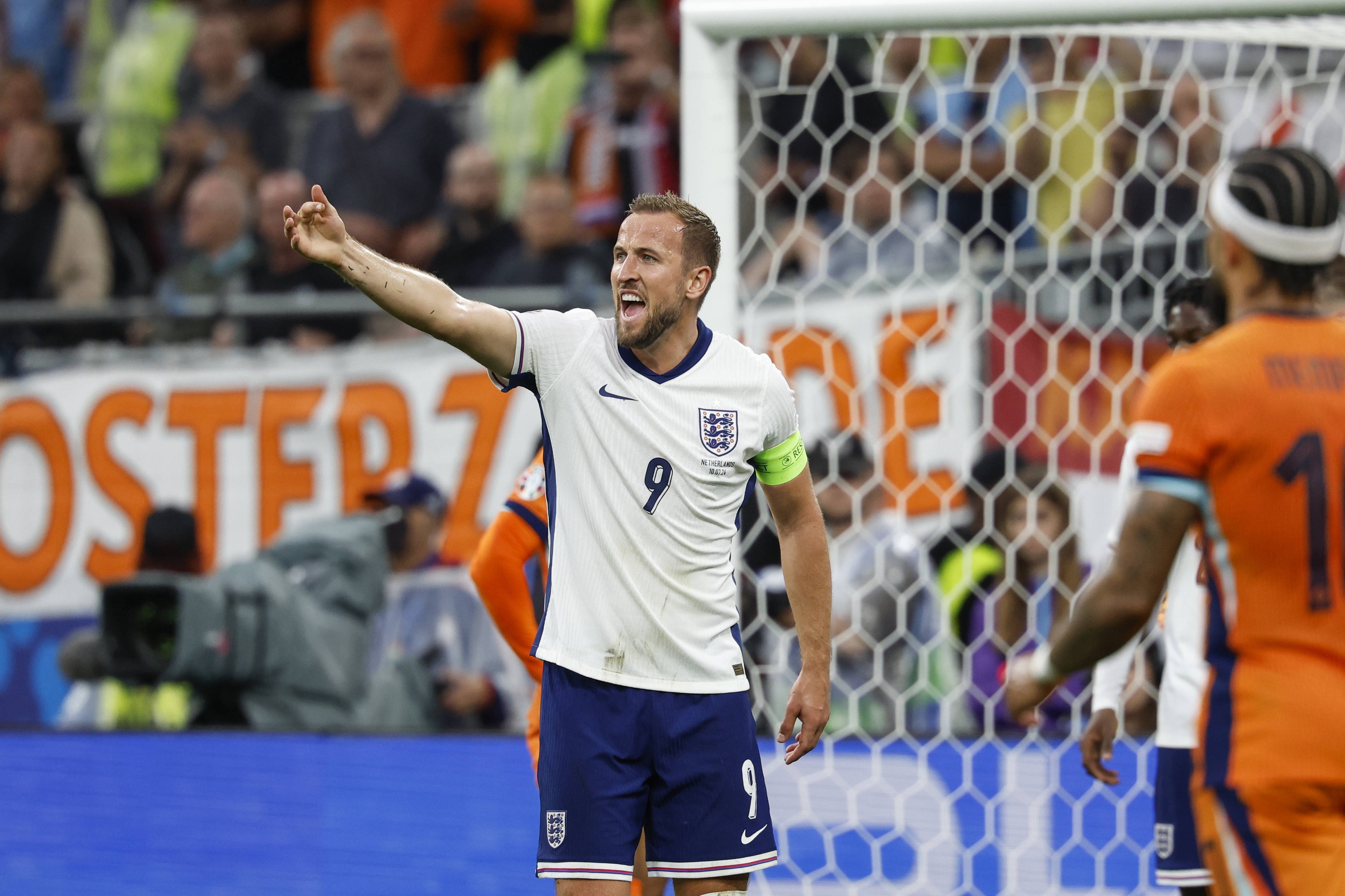 Harry Kane aruncă Anglia în flăcări, după ce 8 vedete au refuzat naționala