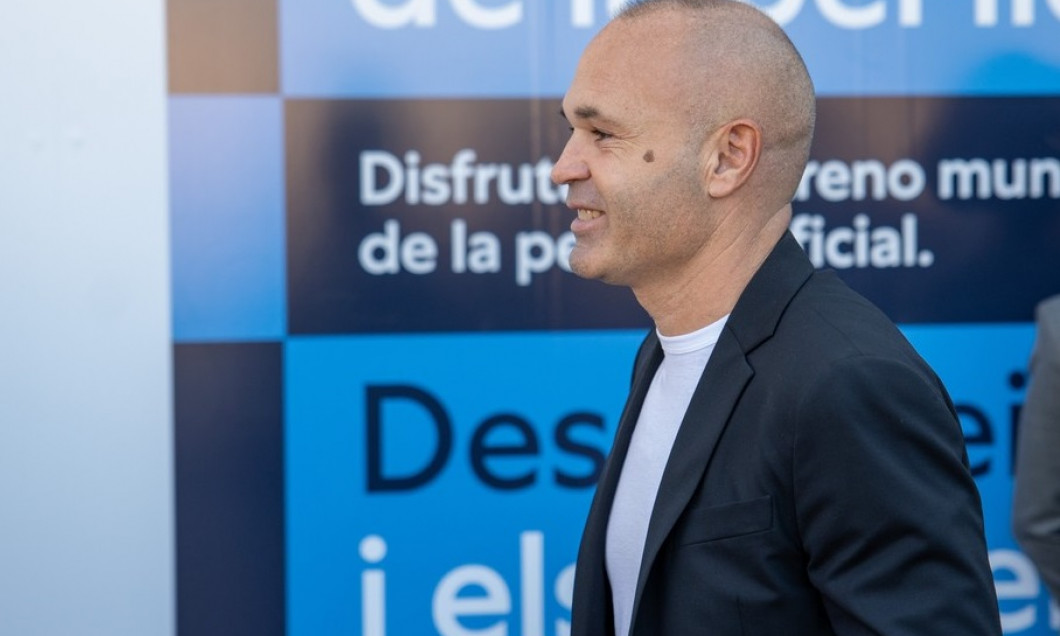 Andr&#xe9;s Iniesta says goodbye to football.