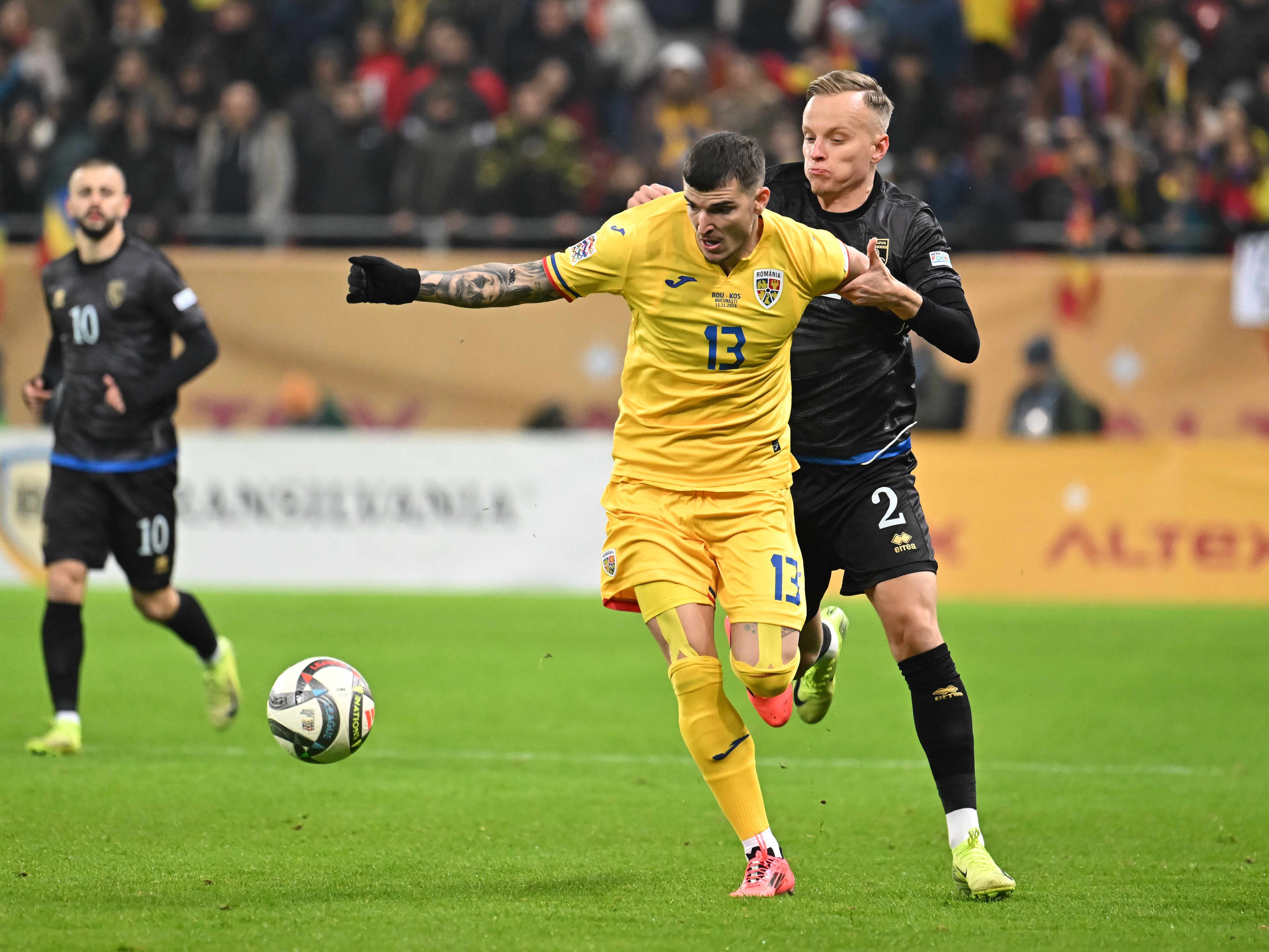 România - Kosovo 0-0, ACUM pe digisport.ro. ”Tricolorii” lovesc BARA