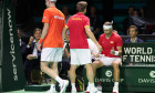 Botic van de Zandschulp geht vorbei an Rafael Nadal und Team Captain David Ferrer, Davis Cup Finale 2024, Palacio de Dep