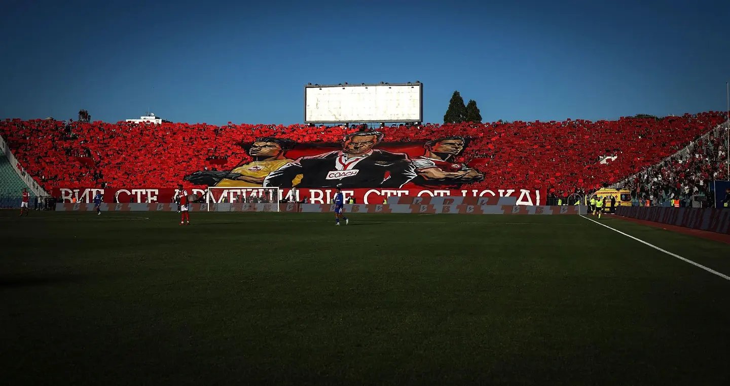 Decizie surprinzătoare a ultrașilor din capitala aflată la 400 km de București. Coregrafie dedicată Stelei la un mare derby