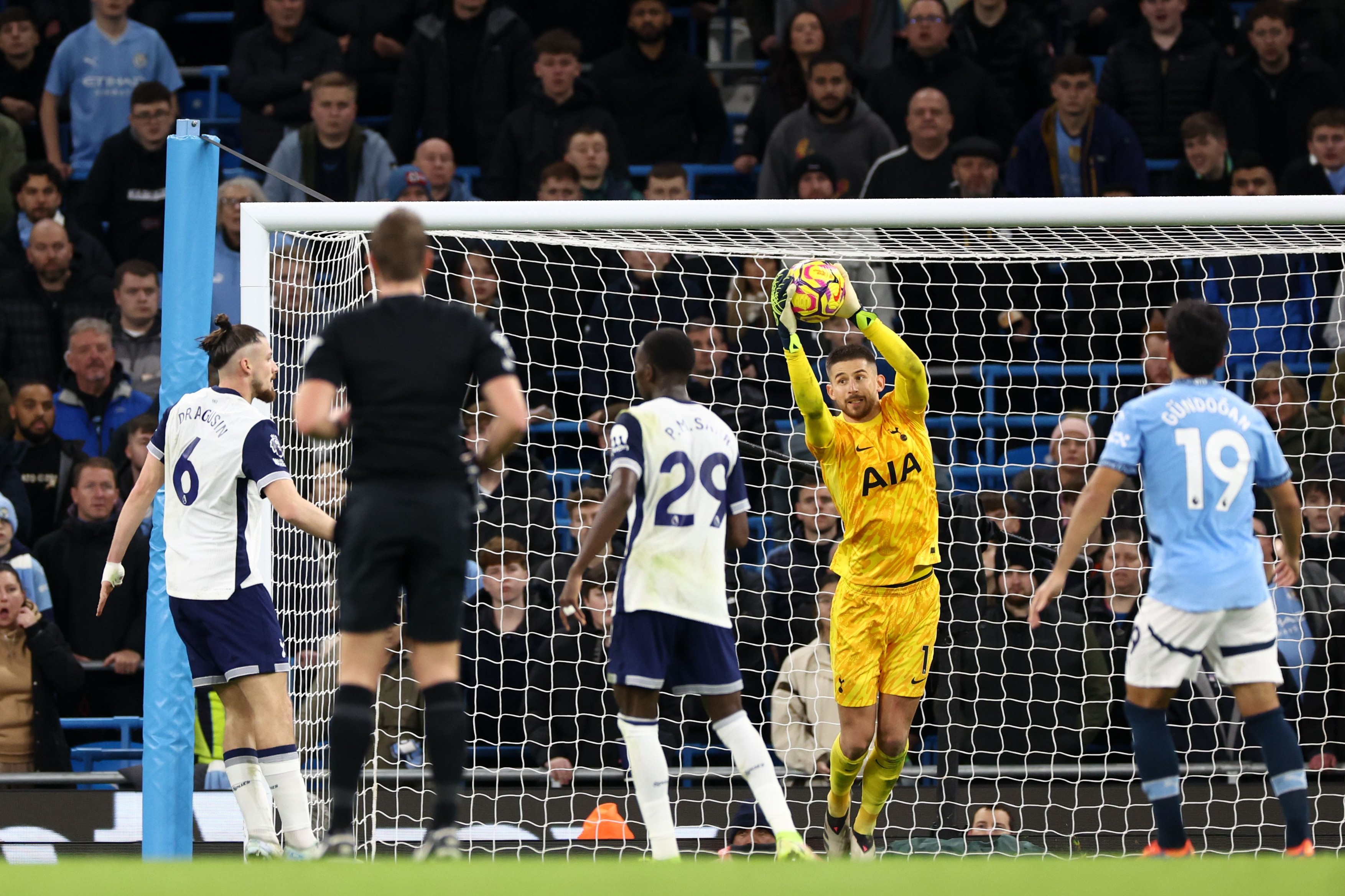 Manchester City - Tottenham 0-4. Victorie categorică pe Etihad pentru londonezi, cu Radu Drăgușin titular