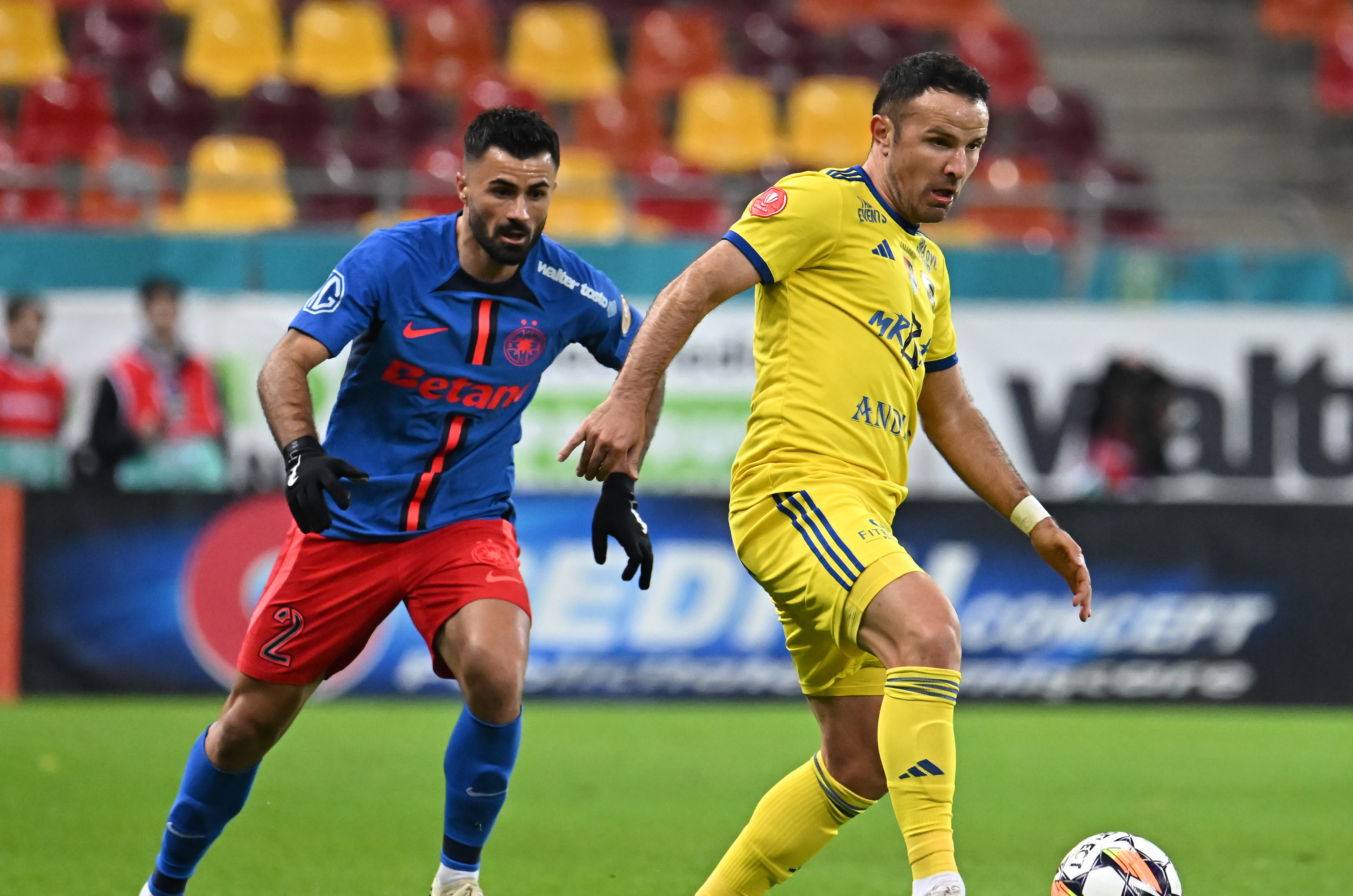 FCSB - Unirea Slobozia 2-0, ACUM, la DGS 1. ”Roș-albaștrii” și-au dublat avantajul