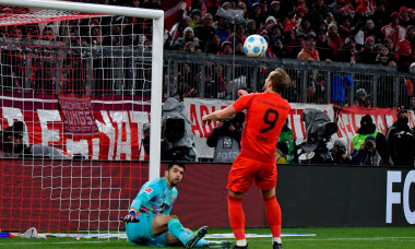 November 23, 2024, Allianz Arena, Munich, GER, 1.FBL, FC Bayern Munich vs FC Augsburg, DFL regulations prohibit any use of photographs as image sequences and/or quasi-video. in the picture Harry Kane (Munich) scores the goal to make it 2-0.