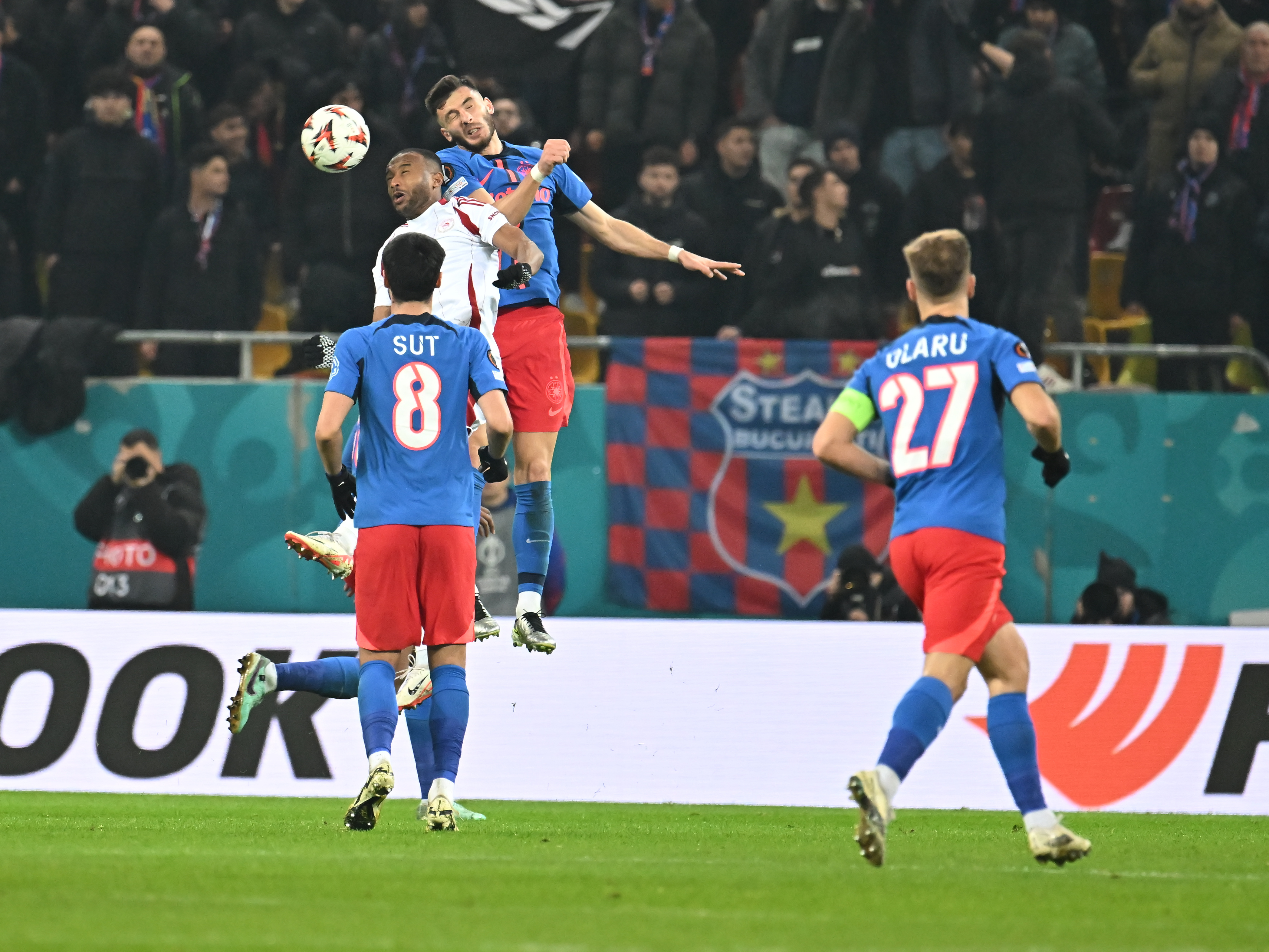 FCSB - Olympiacos 0-0, ACUM pe Digi Sport 1. Darius Olaru are prima ocazie a campioanei României