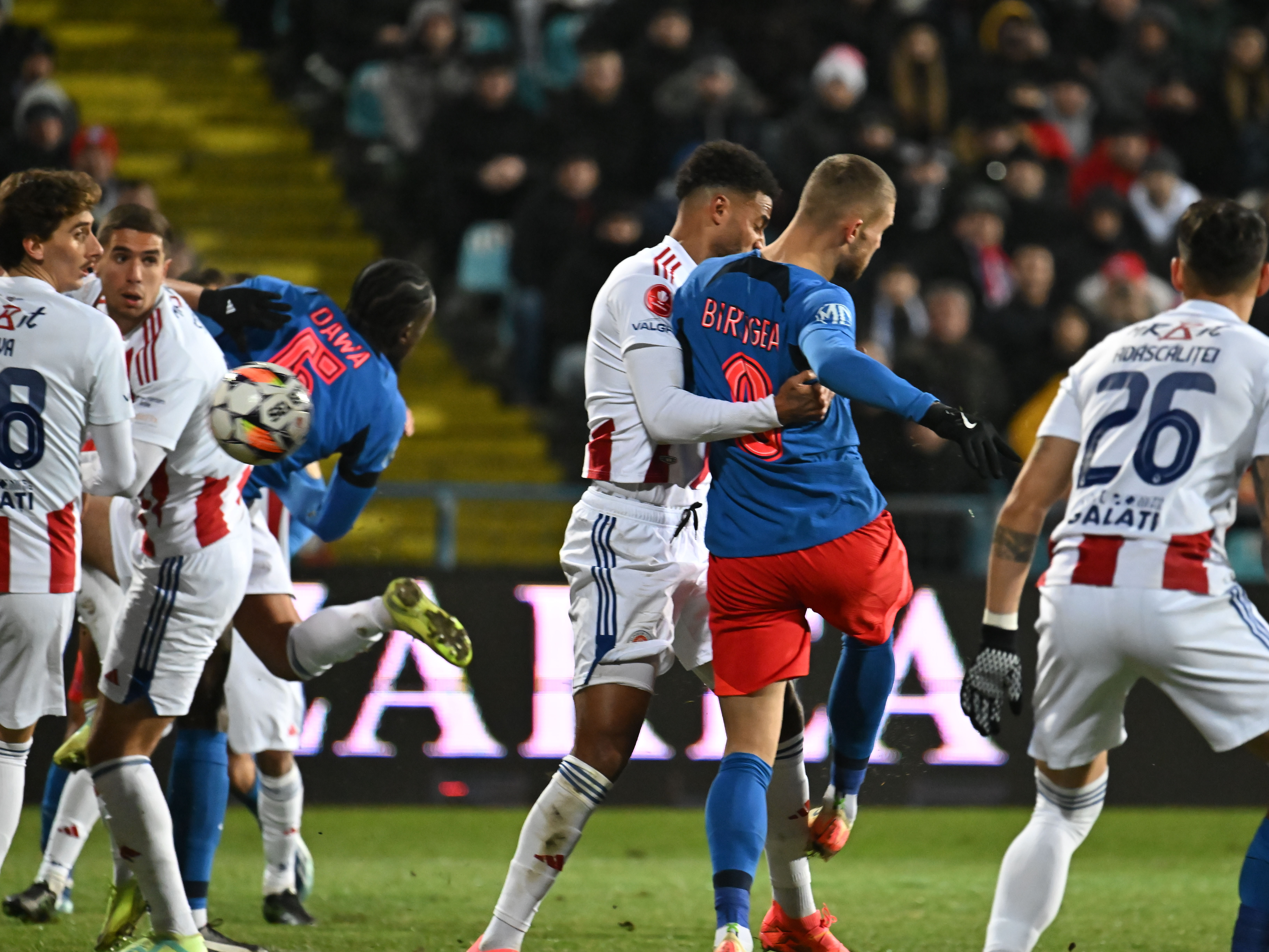 Oțelul - FCSB 1-3, ACUM, Digi Sport 1. Gălățenii au redus din diferență prin Alexandru Pop!