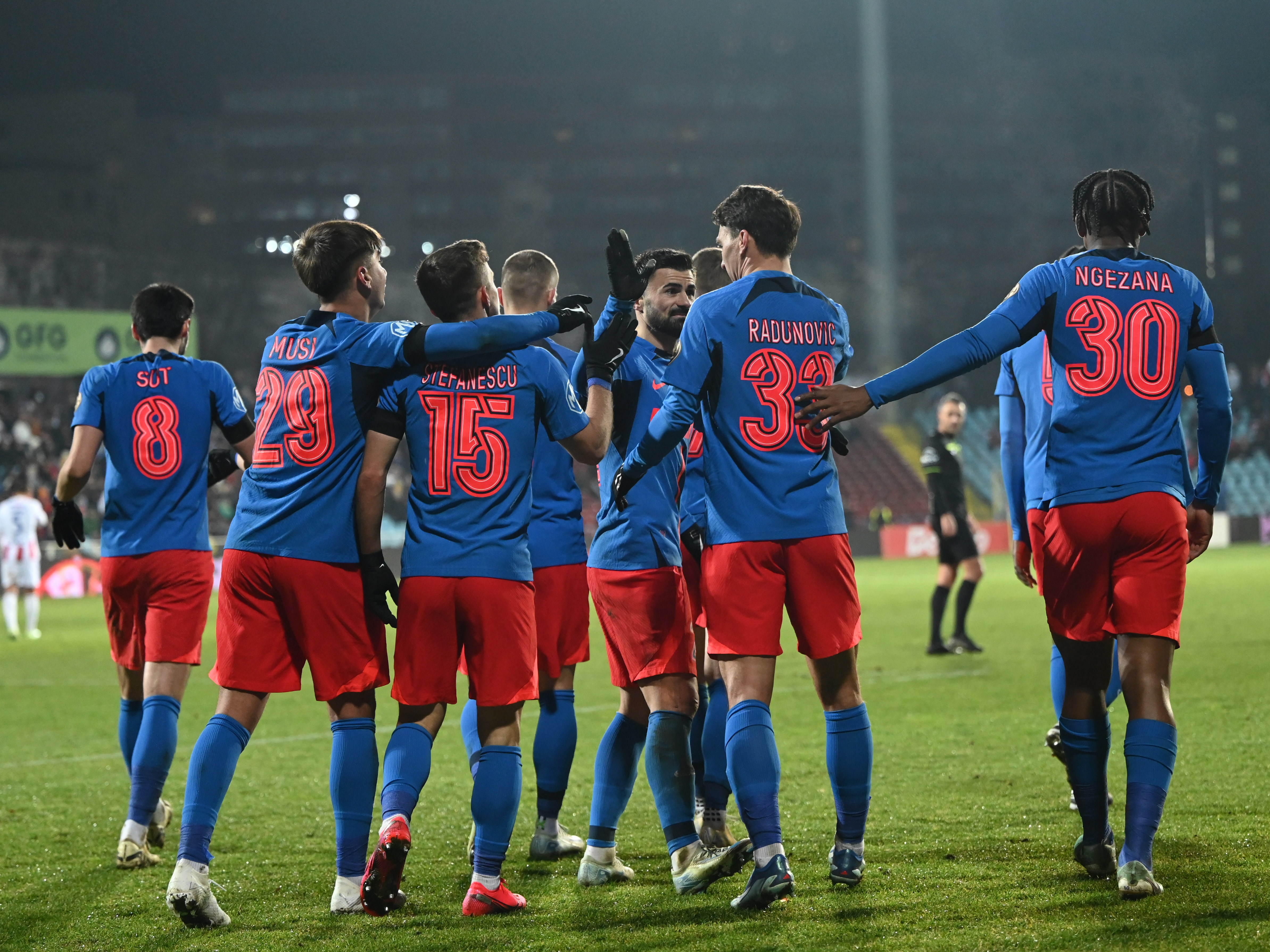 Oțelul - FCSB 1-4. Campioana se impune la scor și urcă pe locul 3 în SuperLigă. Bîrligea a reușit ”dubla”