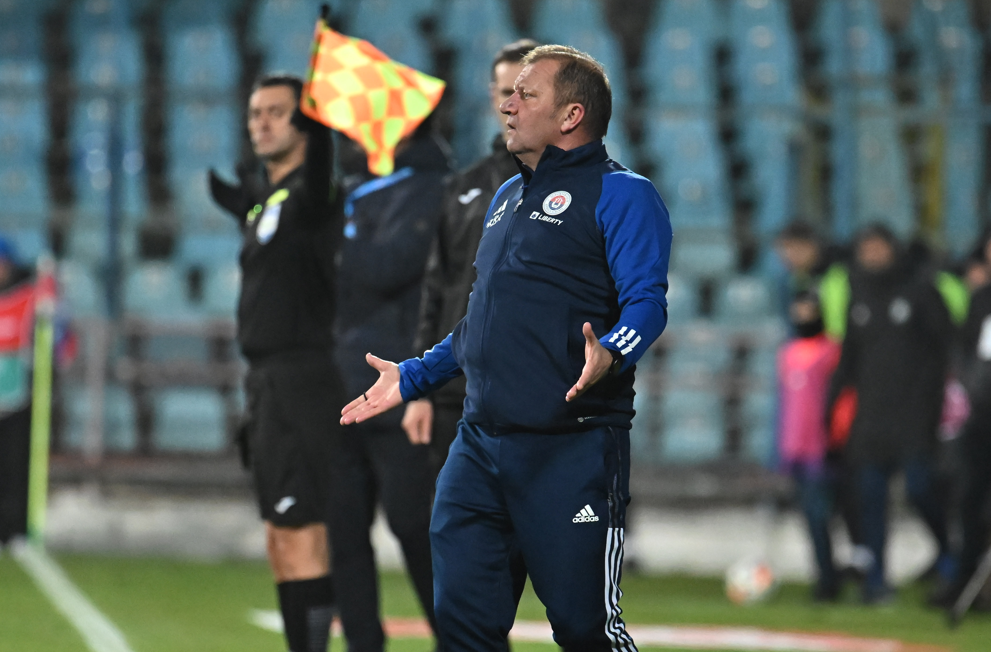 Ce a spus Dorinel Munteanu despre FCSB, după ce a primit patru goluri la Galați: ”Să mă ierte Dumnezeu”
