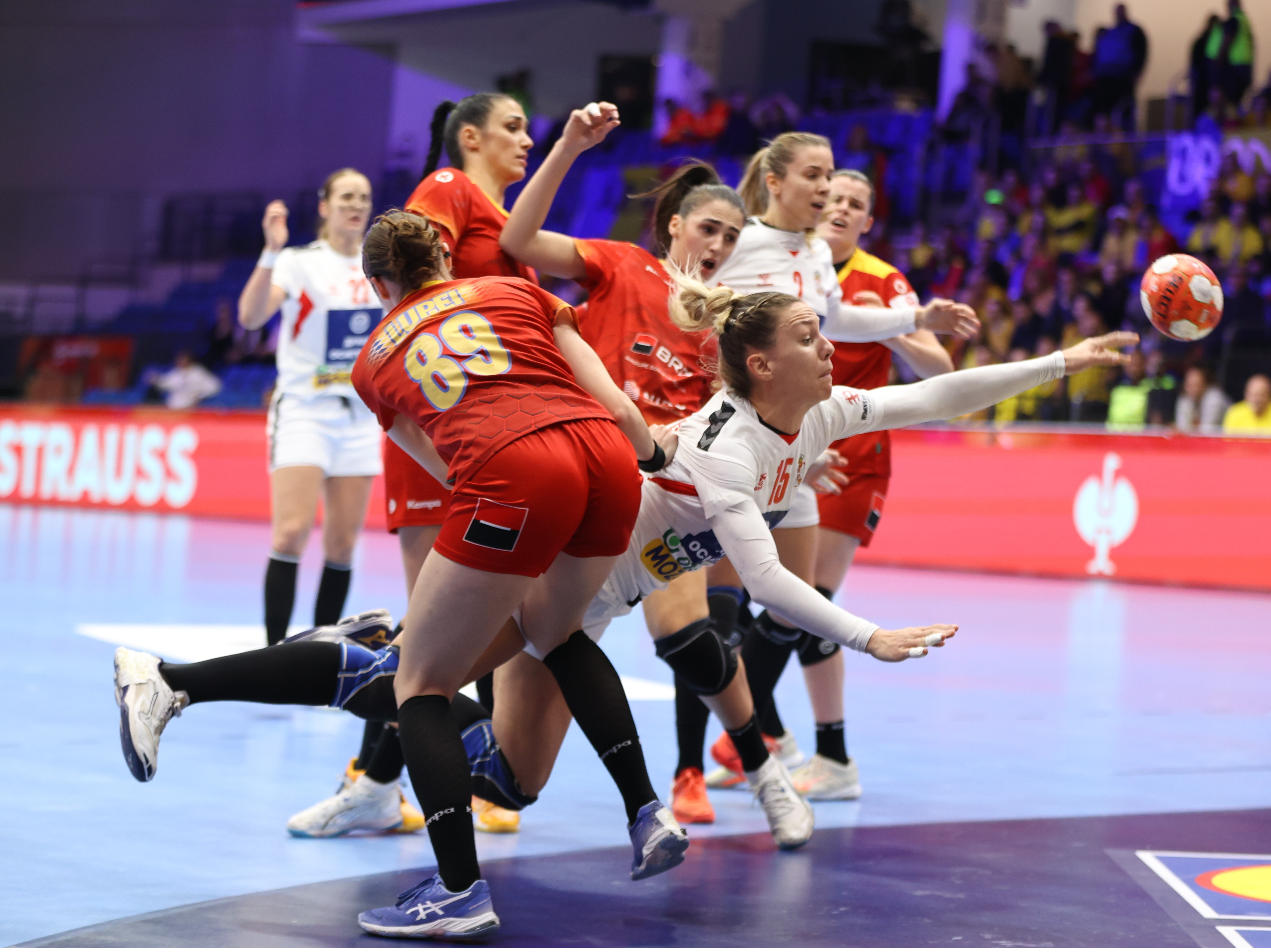 Serbia-România 25-27. Victorie URIAȘĂ la EHF EURO 2024. Avem 3 scenarii pentru a ne califica în Main Round