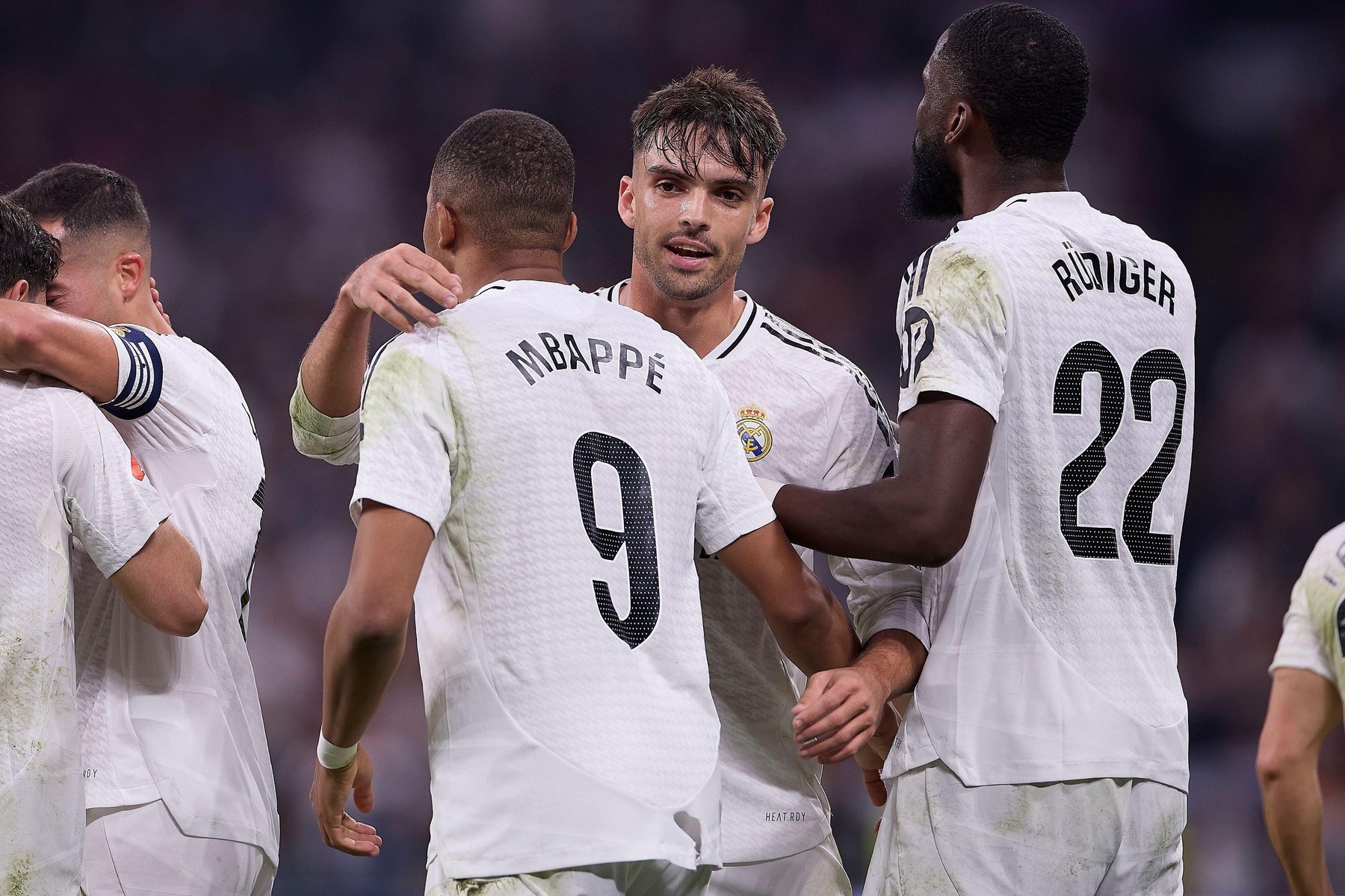 Imagine Stire Cad pe capete! Încă un jucător OUT de la Real Madrid | 2review.ro
