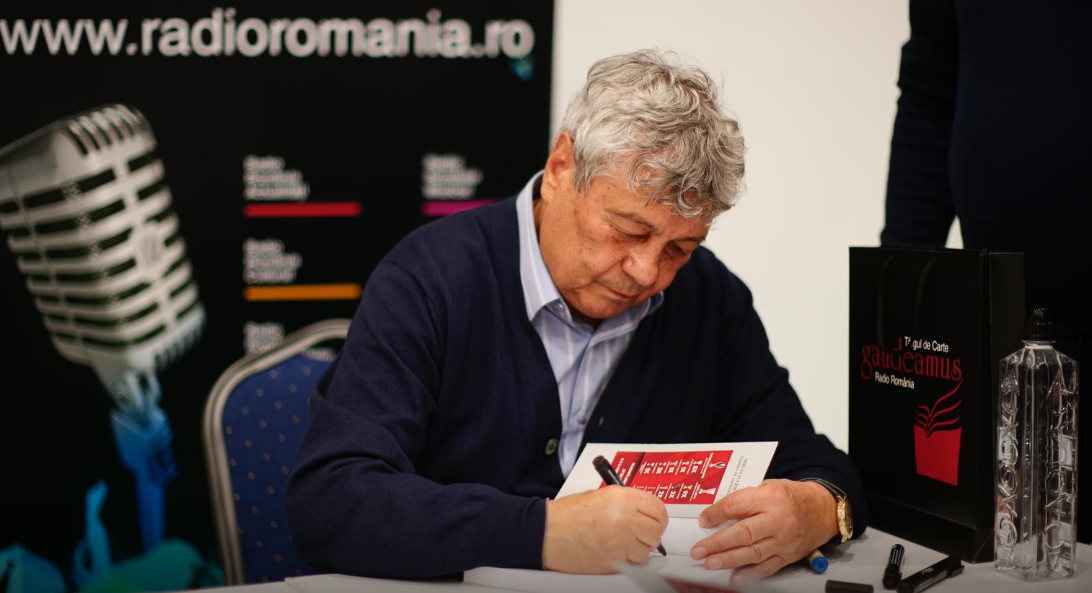 Mircea Lucescu și-a lansat cartea ”Mirajul Gazonului”! A anunțat că va dona toți banii din încasări