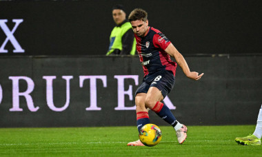 Razvan Marin of Cagliari Calcio during Cagliari Calcio vs Hellas Verona FC, Italian soccer Serie A match in Cagliari, Italy, November 29 2024 Credit: Independent Photo Agency Srl/Alamy Live News