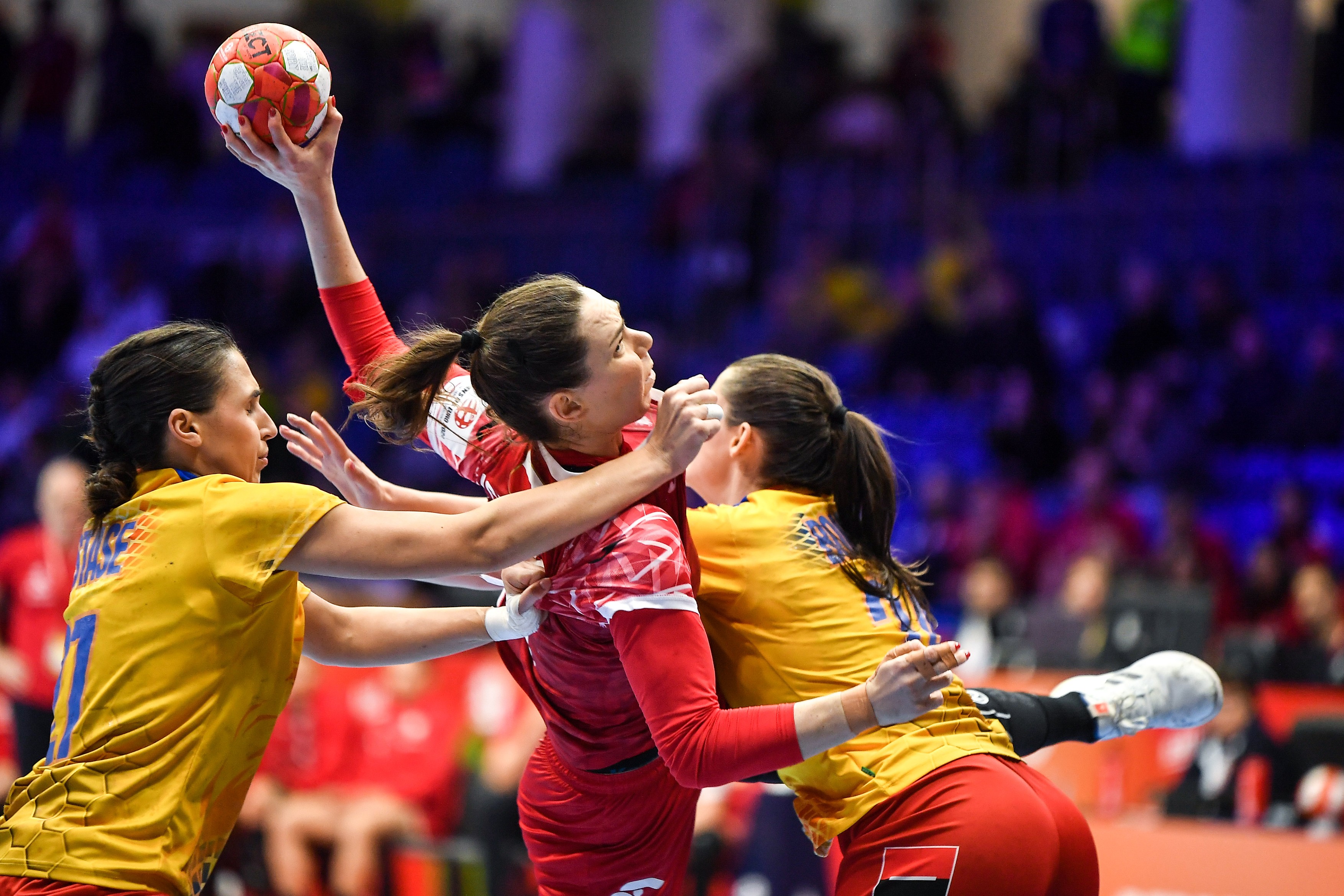 România - Polonia 24-29. ”Tricolorele” au încheiat cu o înfrângere participarea la EHF EURO 2024