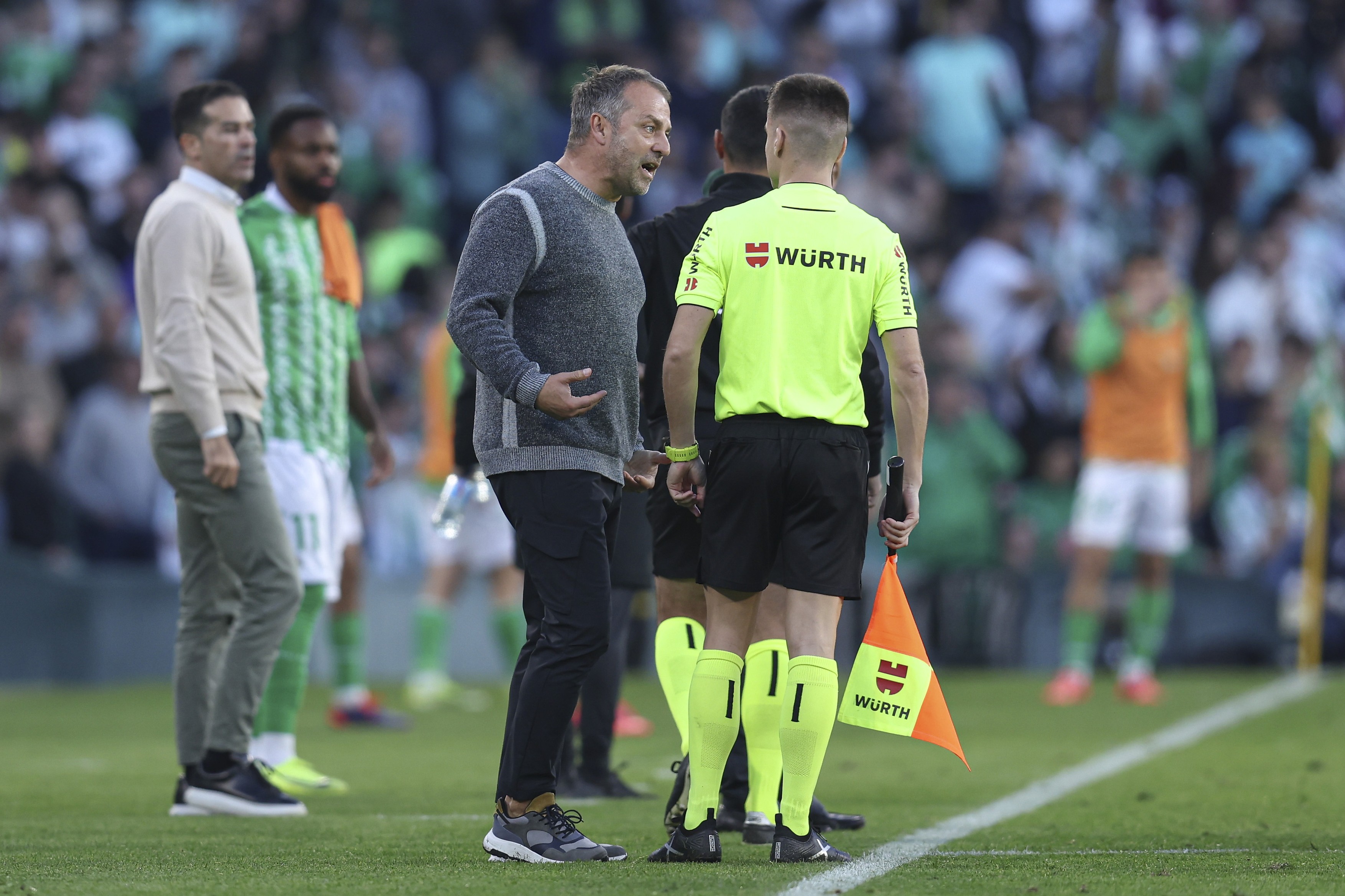 Barcelona a aflat decizia: Hansi Flick, OUT o lună!