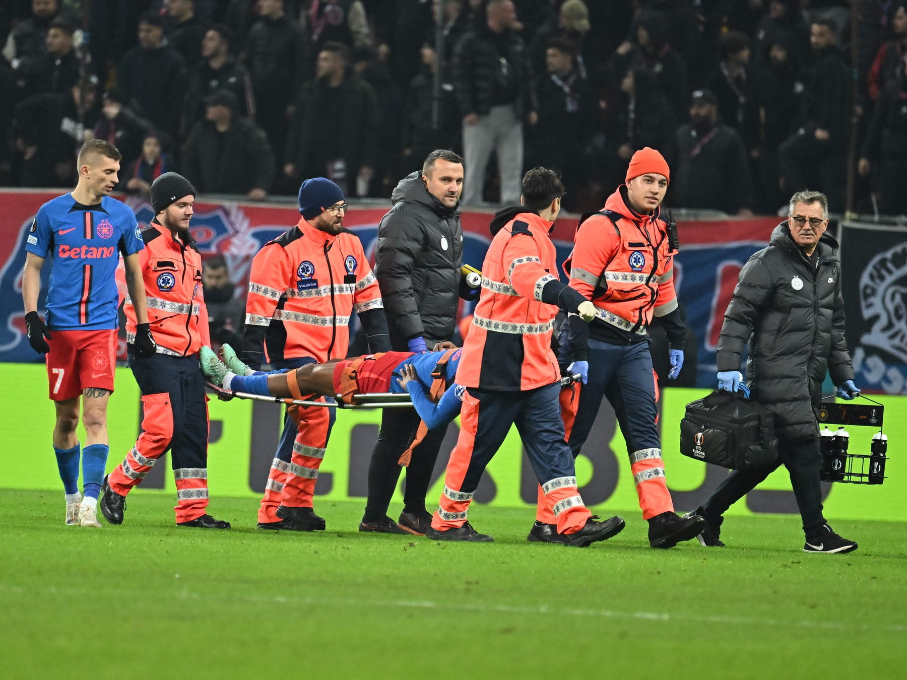 Lovitură uriașă pentru FCSB, chiar înainte de Hoffenheim! Au rămas două dileme pentru echipa de start