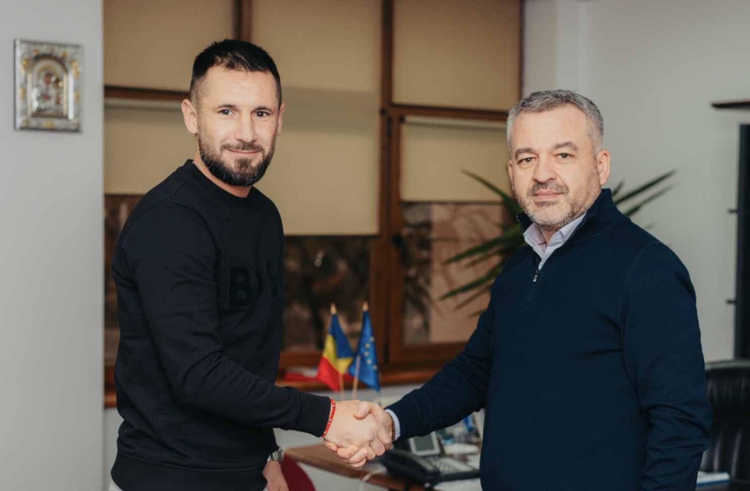 Dragoș Grigore a semnat!