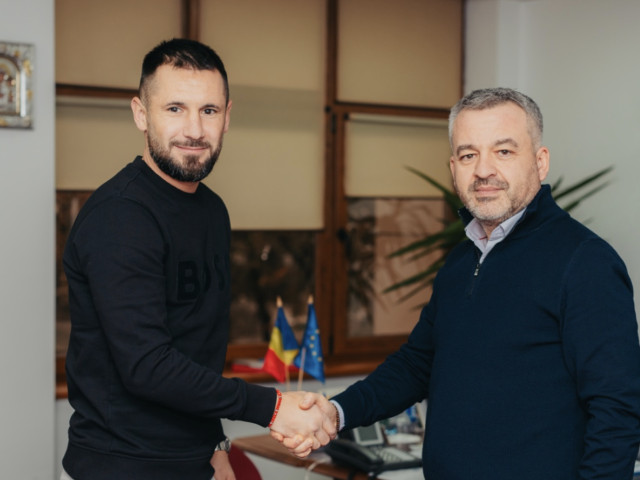 Dragoș Grigore a semnat!