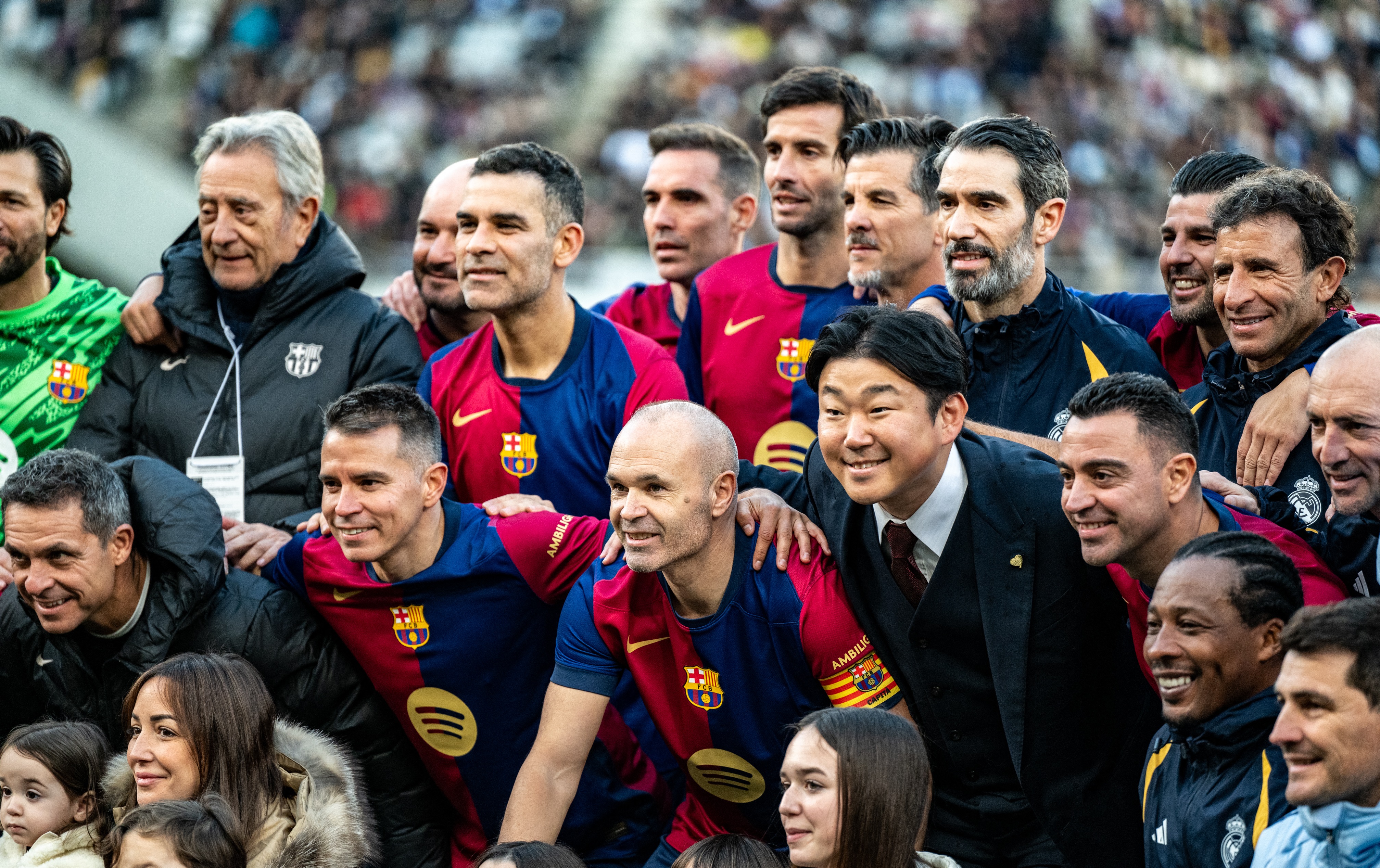 Nume uriașe! Legendele de la Barcelona și Real Madrid au făcut show la Tokyo. Cât s-a terminat El Clasico