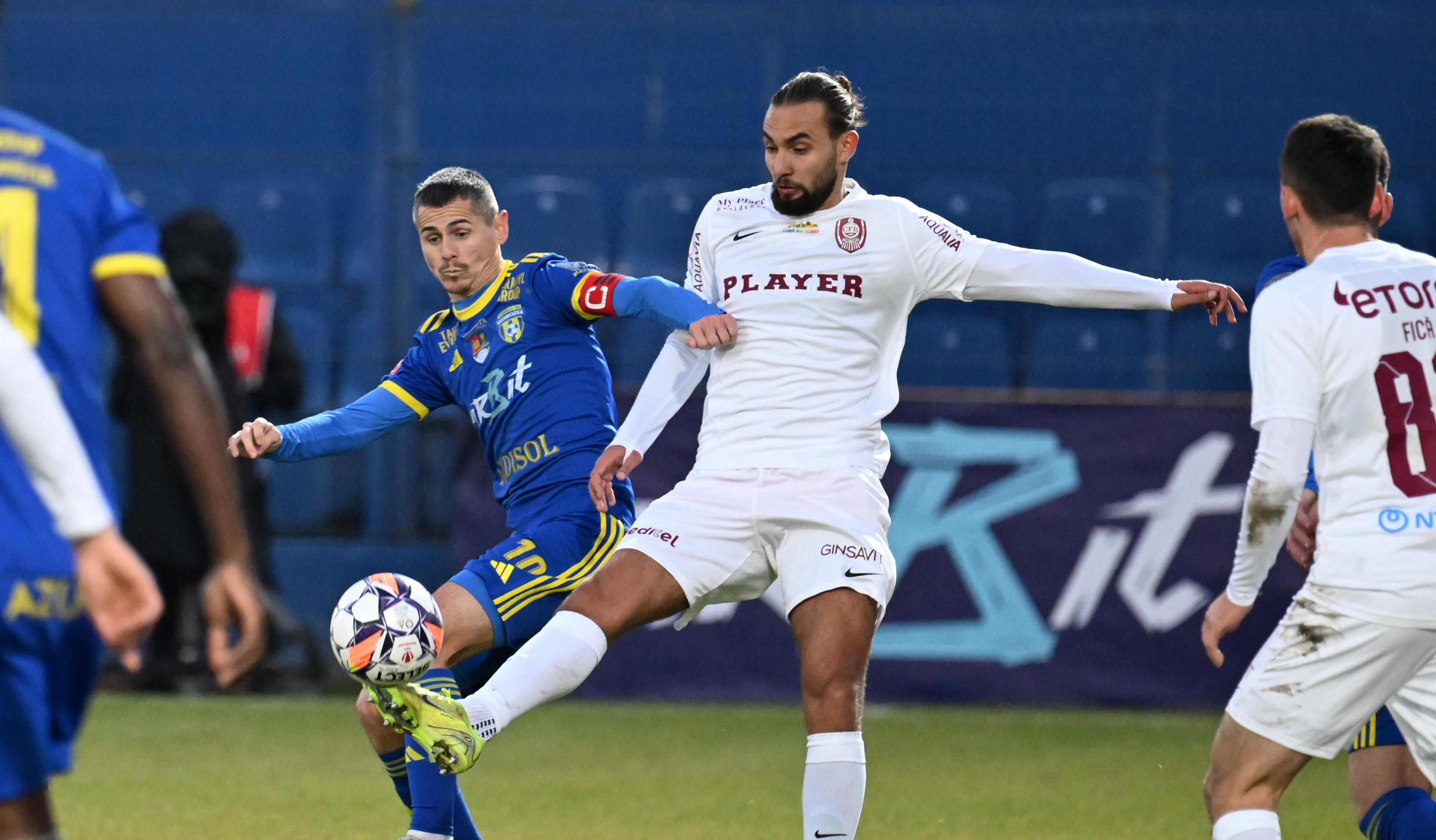 Unirea Slobozia - CFR Cluj 1-1, ACUM, la Digi Sport 1. Ardelenii au egalat din penalty