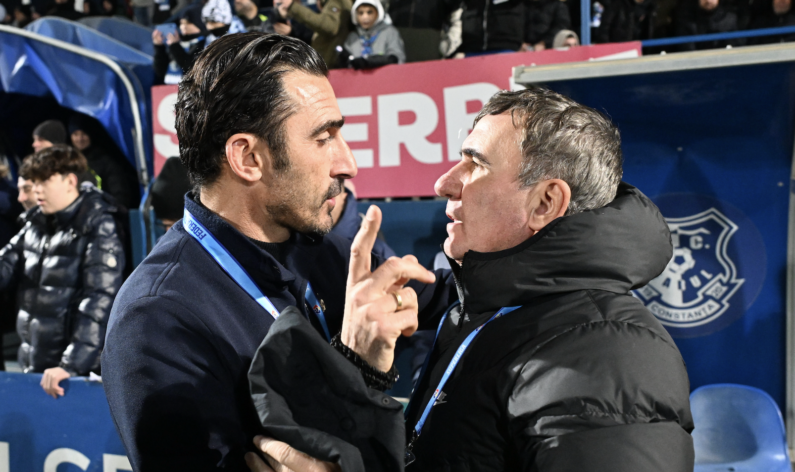 Acuzații de ”blat” la Farul - FCSB!