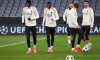 Randal Kolo Muani (Paris Saint-Germain, PSG, 23) mit Ousmane Dembele (Paris Saint-Germain, PSG, 10) beim Training, Ger,