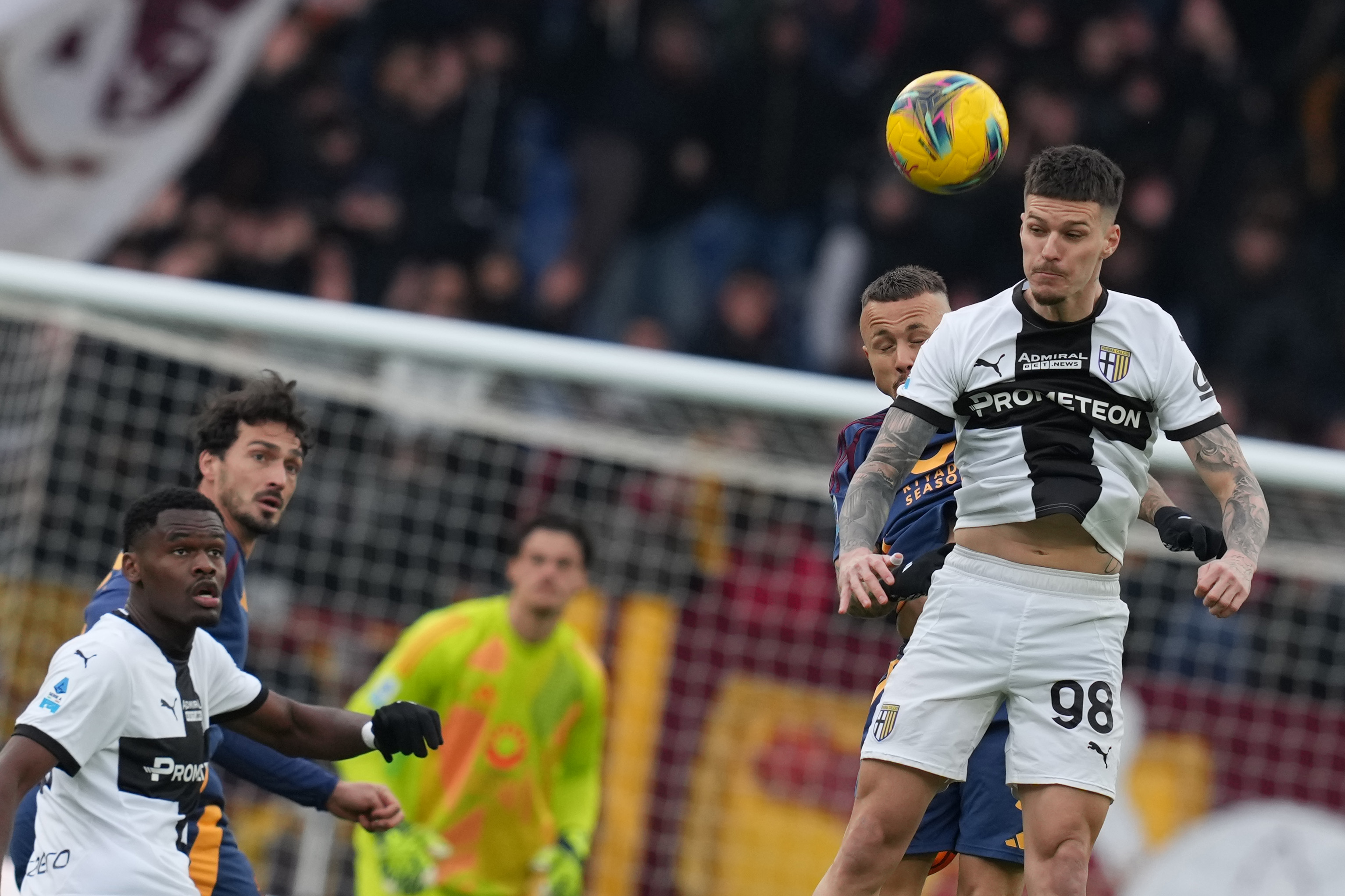 AS Roma - Parma 2-0, ACUM, Digi Sport 2. Dennis Man e titular pe Olimpico! Gazdele au intrat cu avantaj la cabine